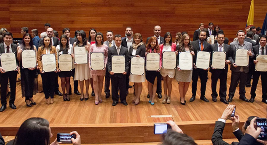webnota_grados_posgrados_20150924_008.jpg
