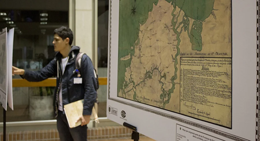 webnota_ii_coloquio_internacional_dia_1_20150908_019.jpg