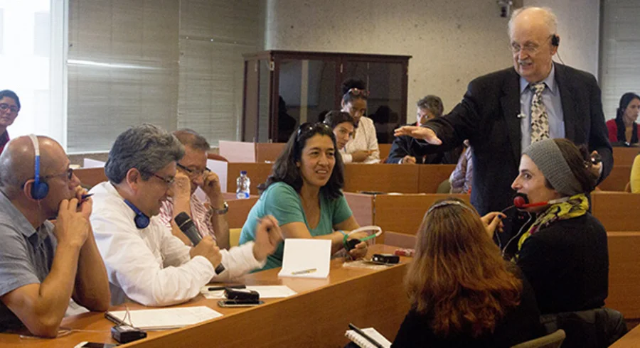 webnota_ken_bain_conversatorio_profesores_20160607_012.jpg