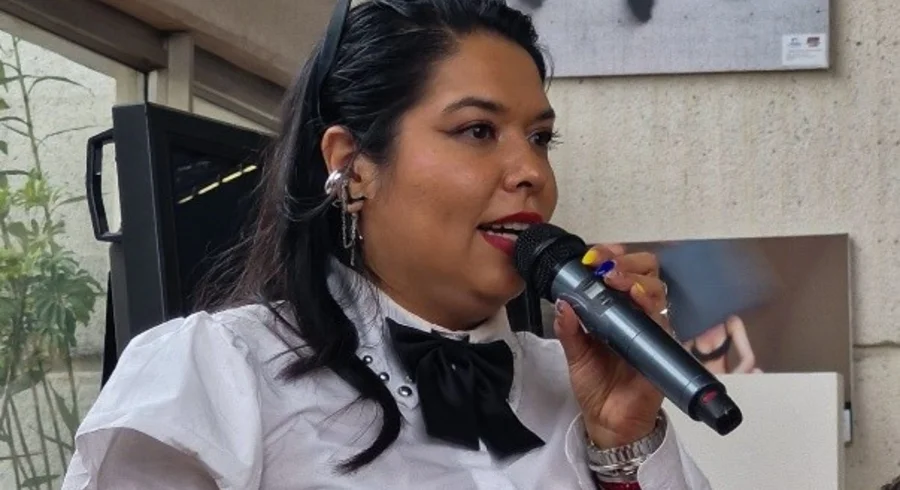 angela_granados_escritora_de_heroinas_de_la_historia_las_proceres_olvidadas.jpg
