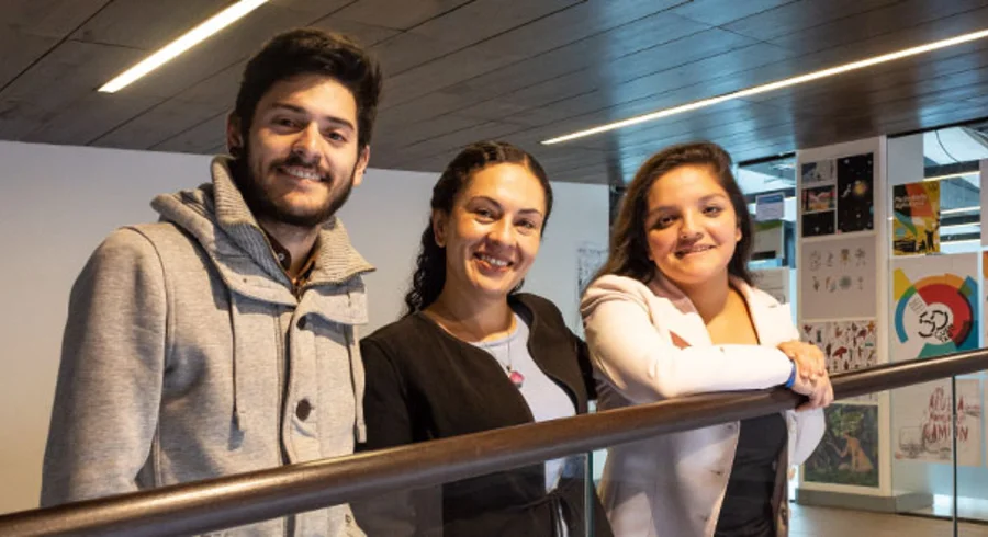 angelicareyes.mariaisabelmora.juandavidaristizabal.besa_.representantes.estudiantes.profesores.utadeo.personajes.3.jpg
