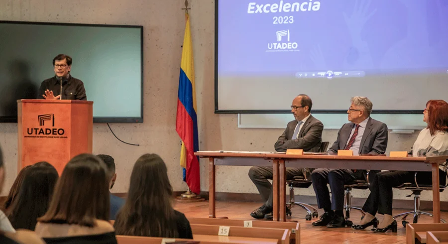 becas.excelencia.utadeo.2023.4.png