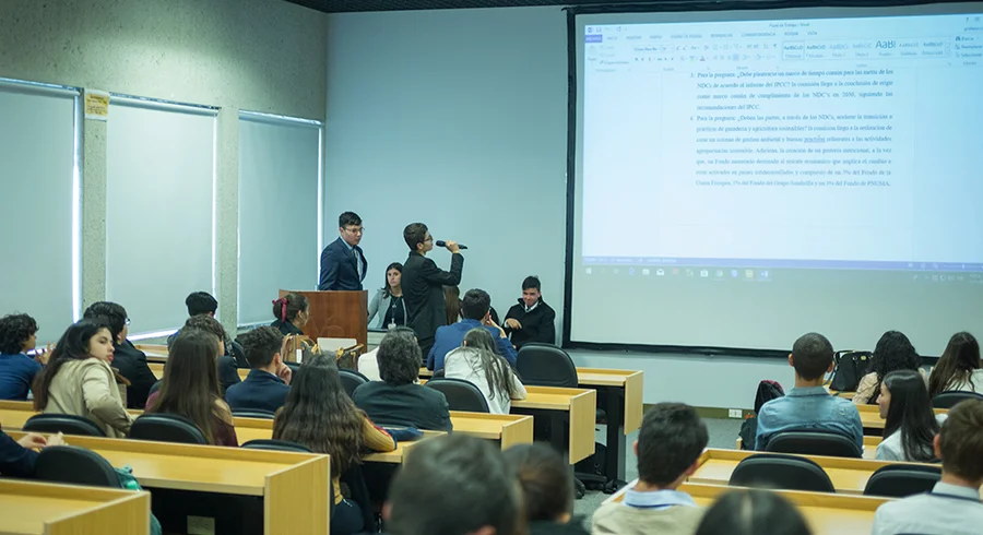 cop.in_.bogota.utadeo.3.jpg