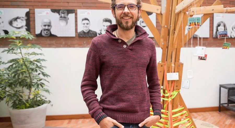 egresados.dise_.o.industrial.jorge_.aristizabal-y-juan-amaru.1.png