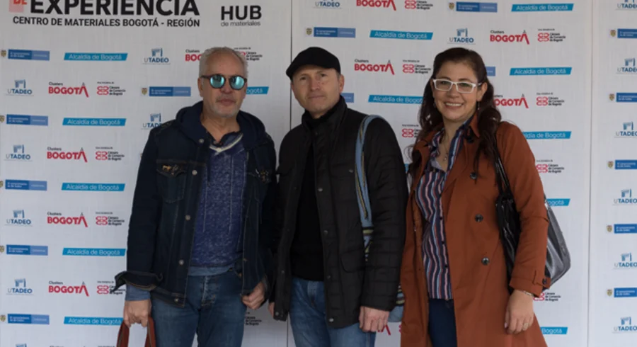 el-material-en-la-mesa-panoramas-de-la-investigacion-en-colombia-sobre-los-mic-materiales-insumos-y-componentes-y-11-am-material-experience-lab-doctor-en-diseno-instituto-politecnico-di-milano.1.png