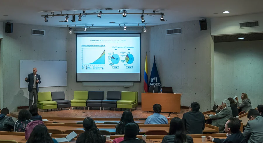foro-energias-renovables-en-el-siglo-xxi-en-donde-estamos-hoy-.open_.week_.6.jpg
