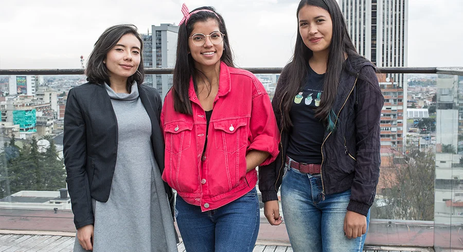ganadoras.concurso.nacional.alacero.estudiantes.arquitectura.2.jpg