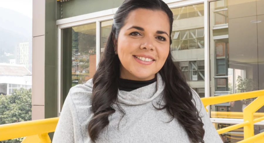 grace-aillin-ruiz-profesora-visitante-de-mexico-en-la-f.c.e.a.utadeo.2.jpg