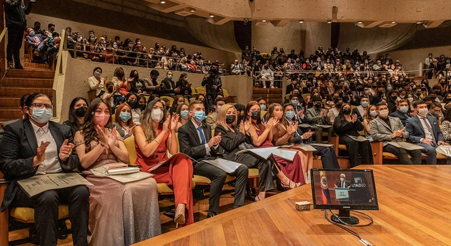 grados.17.y18.marzo_.2022.utadeo.jpg