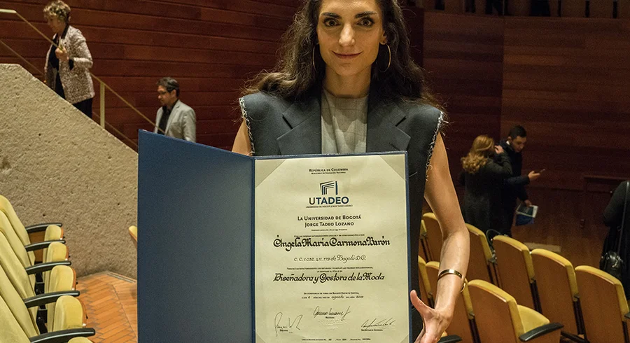 grados.i.fad_.agosto.2019.utadeo.universidad.jorge_.tadeo_.lozano.9.jpg