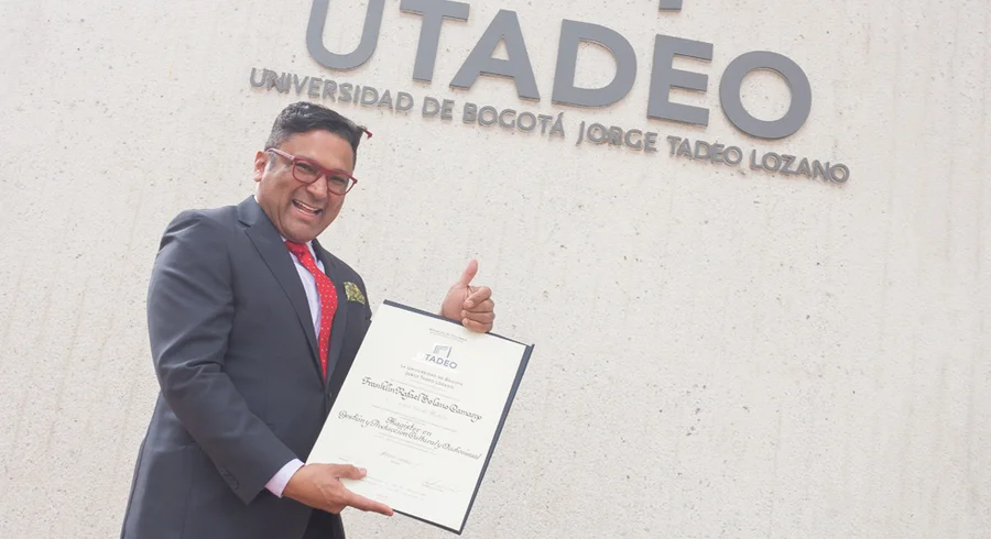 grados.posgrados.noviembre.2019.utadeo.14.jpg