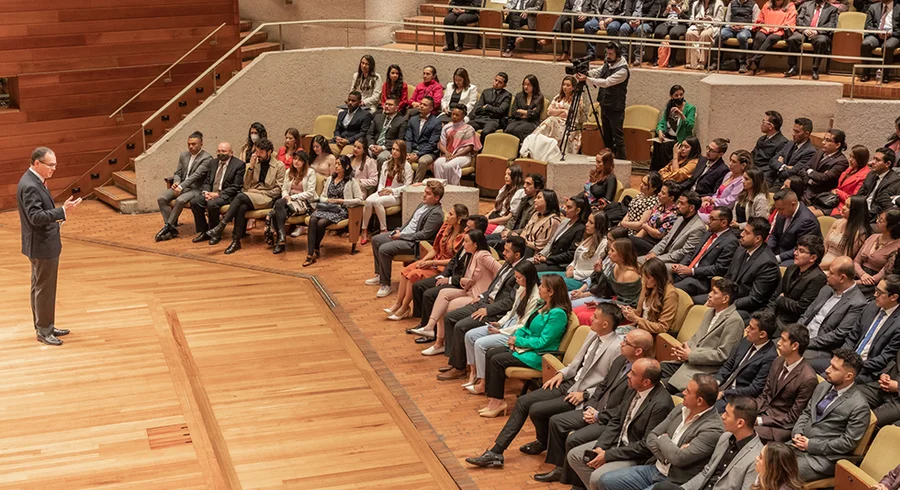 grados.septiembre.2022.utadeo.3.jpg