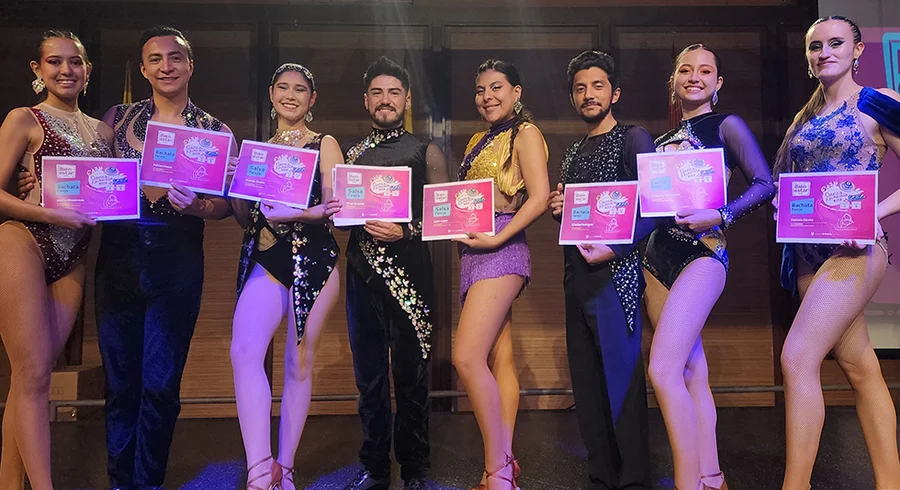 grupo-estudiantil-salsabachata-utadeo-premiacion.jpg