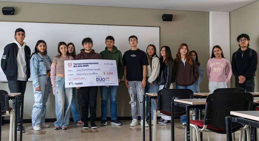 grupoestudiantes-ganadoriinversionistaano.jpg