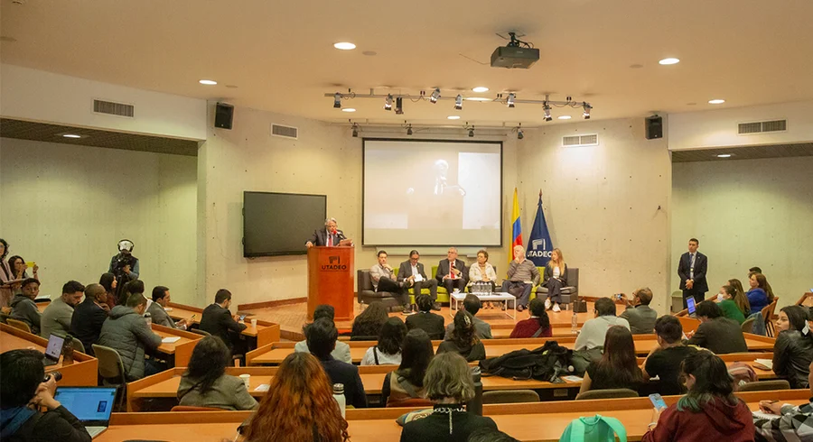 hacialahumanizaciondelsistemapenal.utadeo.2023.1.jpg