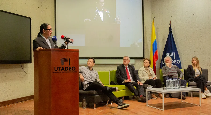 hacialahumanizaciondelsistemapenal.utadeo.2023.2.jpg