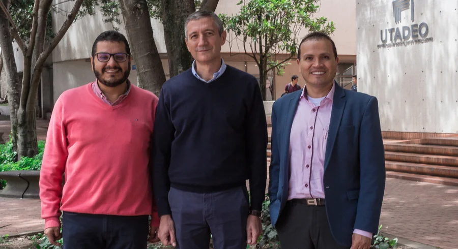 juan.manuel.hurtado.profesor.invitado.utadeo.4.jpg