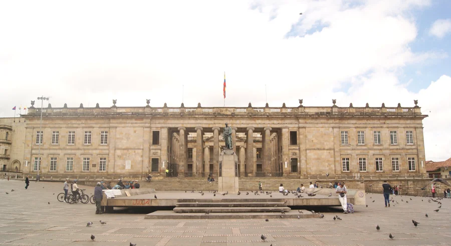 plaza-bolivar-de-bogota-08-07-2017.jpg
