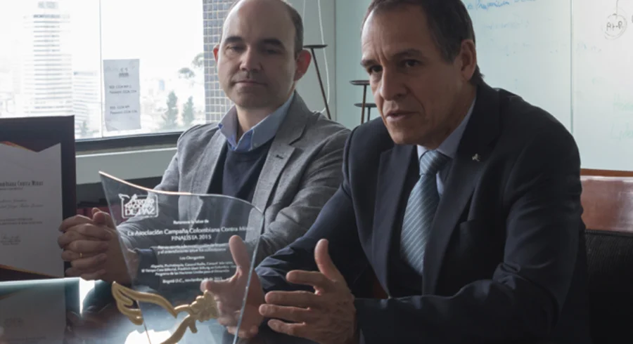 reconocimiento.programa.derecho.y.al_.consultorio.juridico.por_.parte_.de_.la_.campa_.a.colombiana.contra.minas_.utadeo.4.jpg