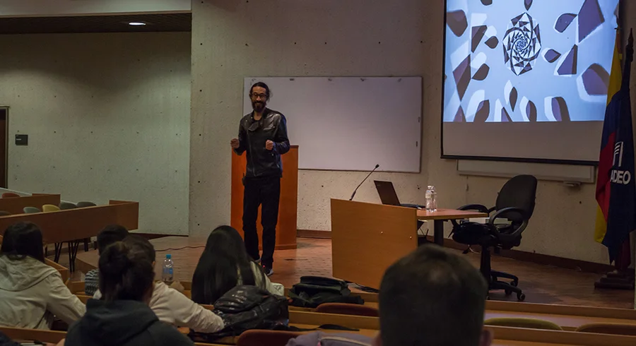 reflexiones-digitales-entorno-a-las-megas-tendencias-utadeo-fcea.1.jpg