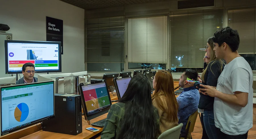 sala.bloomberg.utadeo.2.jpg