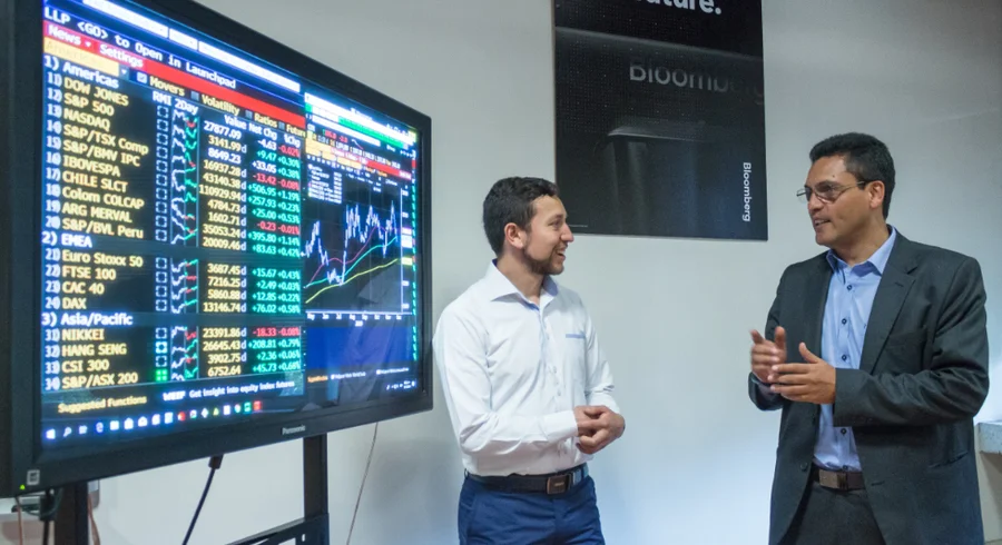 sala.bloomberg.utadeo.6.jpg