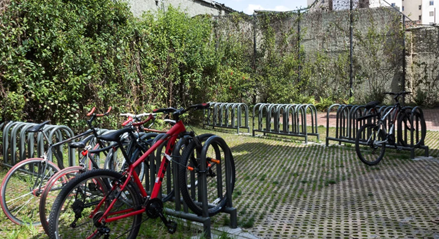 utadeo.ambiental.biciparqueadero.jpg