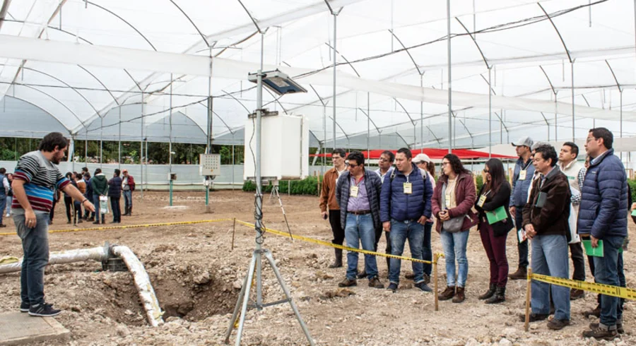 visita.empresarios.centrodebiosistemas.utadeo.tadeo_.universidadjorgetadeolozano.7.jpg