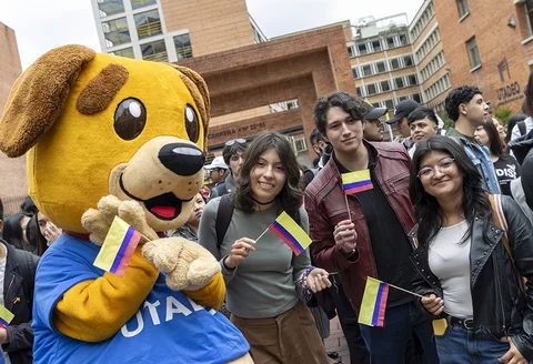 cabito.estudiantes.bandera-_inducciones_1.jpg