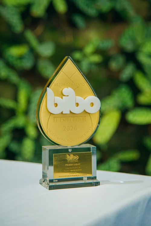 La Escuela del Agua y Cambio Climático de UTadeo recibe el Premio BIBO en la categoría Aulas que cuidan y transforman
