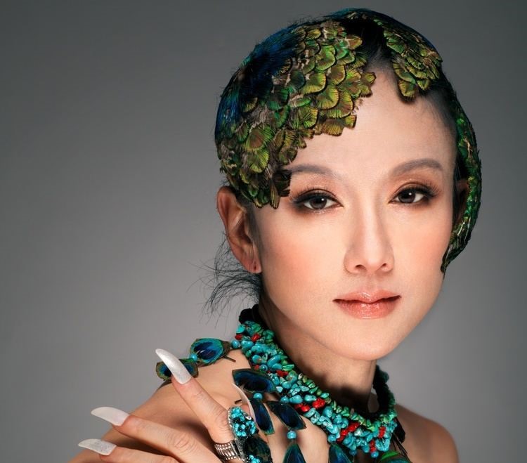 Yang Liping, bailarina y coreógrafa china nos comparte su mensaje para