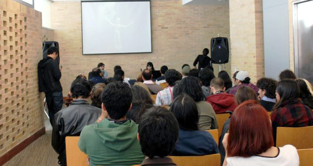 "Yo publico / Yo público", en la FILBo 2013 | Universidad de Bogotá