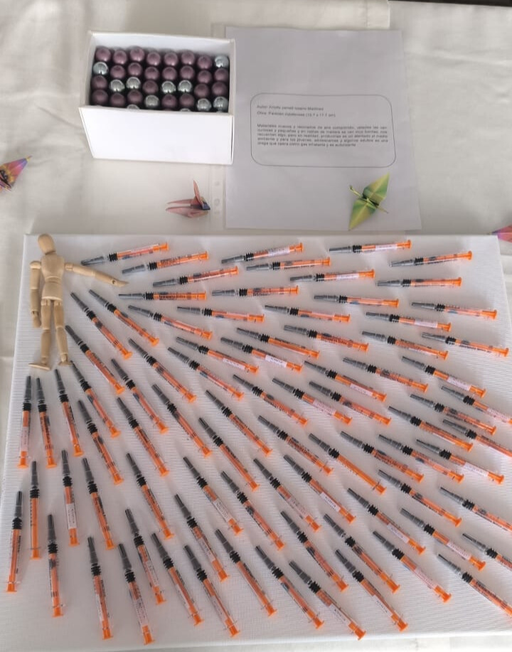 muestra con jeringas de los pacientes oncológicos