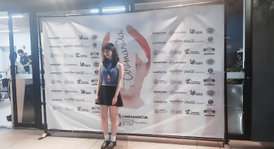 Egresada tadeísta Gabriela Morales en Festival de Cine de Medellín