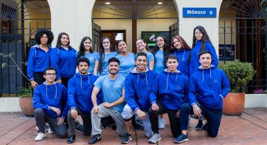 Bogotá Grupo de Salsa y Bachata en la Casa Republicana de Utadeo