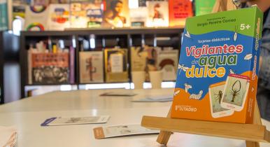 Caja de las tarjetas didácticas Vigilantes de agua dulce