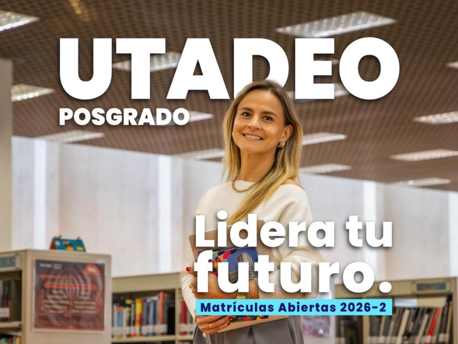 Foto de una mujer con libros de estudio en la biblioteca de UTadeo y la información de matrículas para posgrado