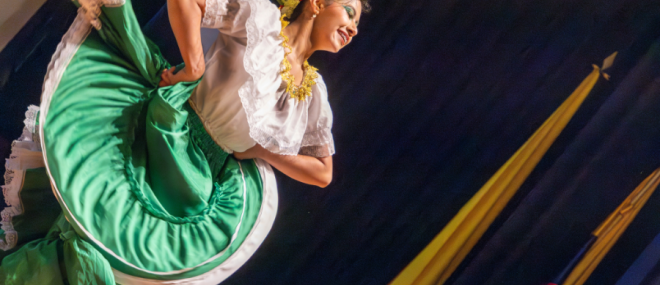 Bailarina durante el VI Encuentro de Intérpretes en Danza