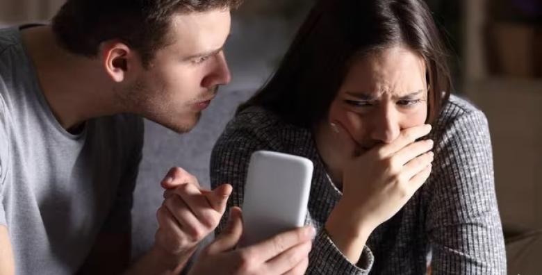 Tomada de El Espectador pareja discutiendo