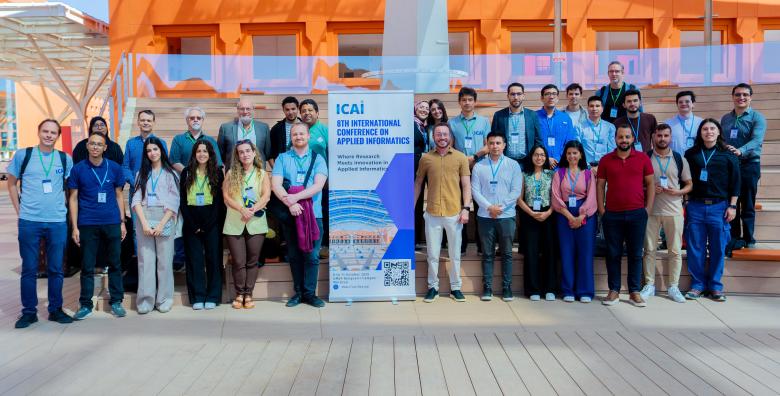 grupo de tadeístas en el evento ICAI 2025