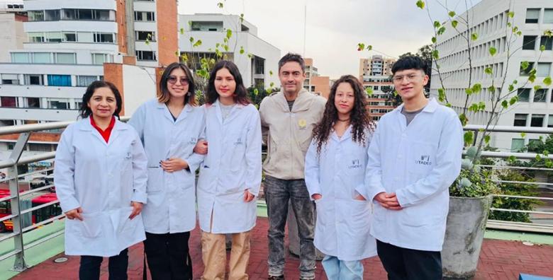 Grupo de estudiantes de Ingeniería de Alimentos que participó en el desarrollo del suplemento