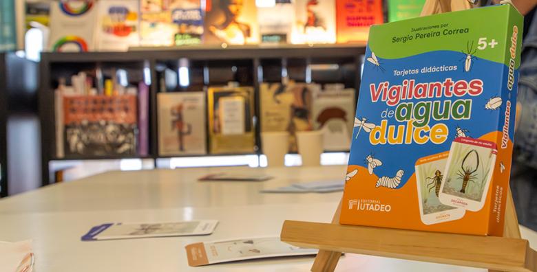 Caja de las tarjetas didácticas Vigilantes de agua dulce