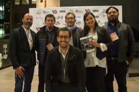 Fernando Álvarez (profesor de Utadeo), John López (egresado en 2010), Ricardo Bohórquez (egresado en 1994), Diana Casteblanco (directora del Programa de Diseño Industrial de Utadeo), Darío Cabarcas (egresado en 2013) y Pablo Rodríguez (egresado en 2013).