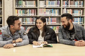 Estudiantes tadeístas 