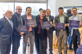 Grupo de profesores de cátedra reconocidos por 20 años de trabajo en Utadeo